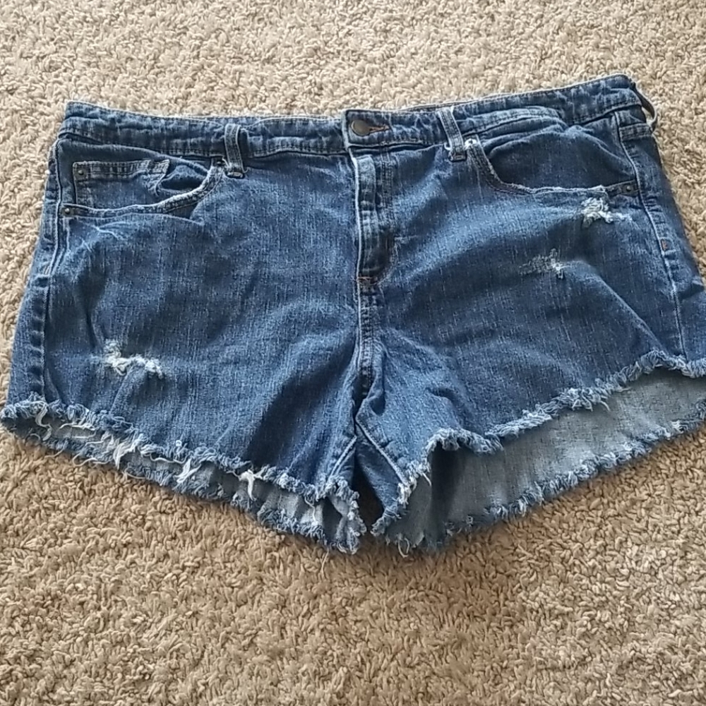 Cut-off Denim Shorts